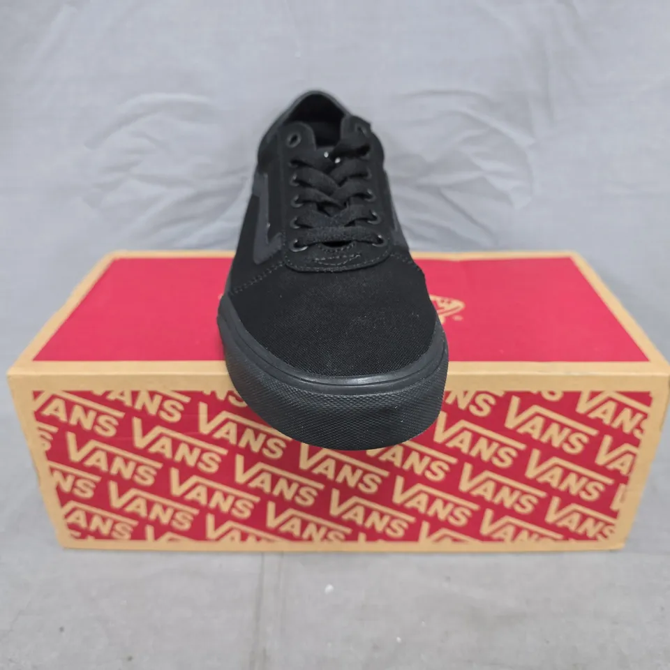 BOXED PAIR OF VAN WARD SHOES IN BLACK SIZE UK 6.5