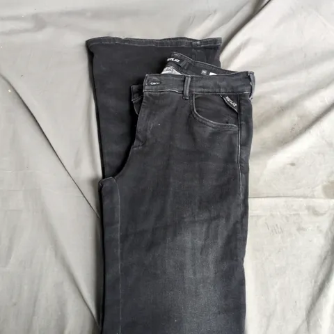 REPLAY JEANS – MEN'S DARK DENIM, WAIST 29