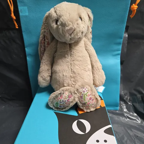 JELLYCAT BLOSSOM BEIGE BUNNY 'PETAL' PLUSH TOY – LONDON