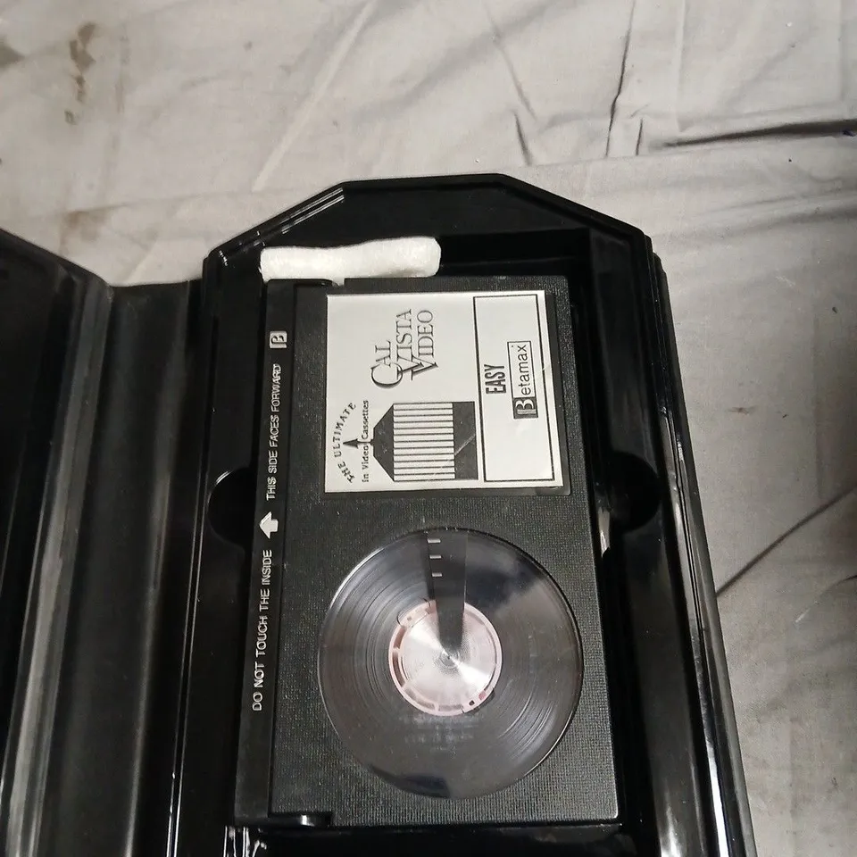 CAL VISTA VIDEO ADULT BETAMAX TAPE – EASY-STARRING JESIE ST JAMES