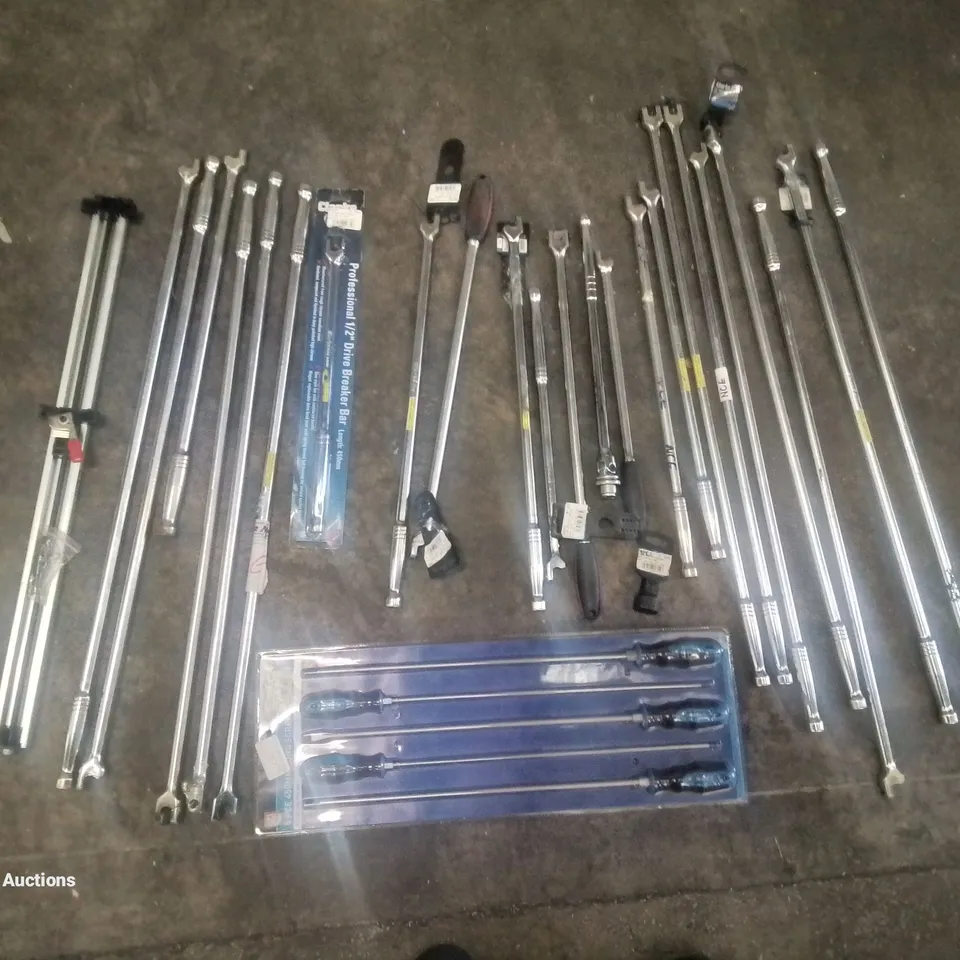 SELECTION OF MECHANICS TOOLS TO INCLUDE BOLT BREAKER BARS, LARGE SCREWDRIVER SET, ETC.
