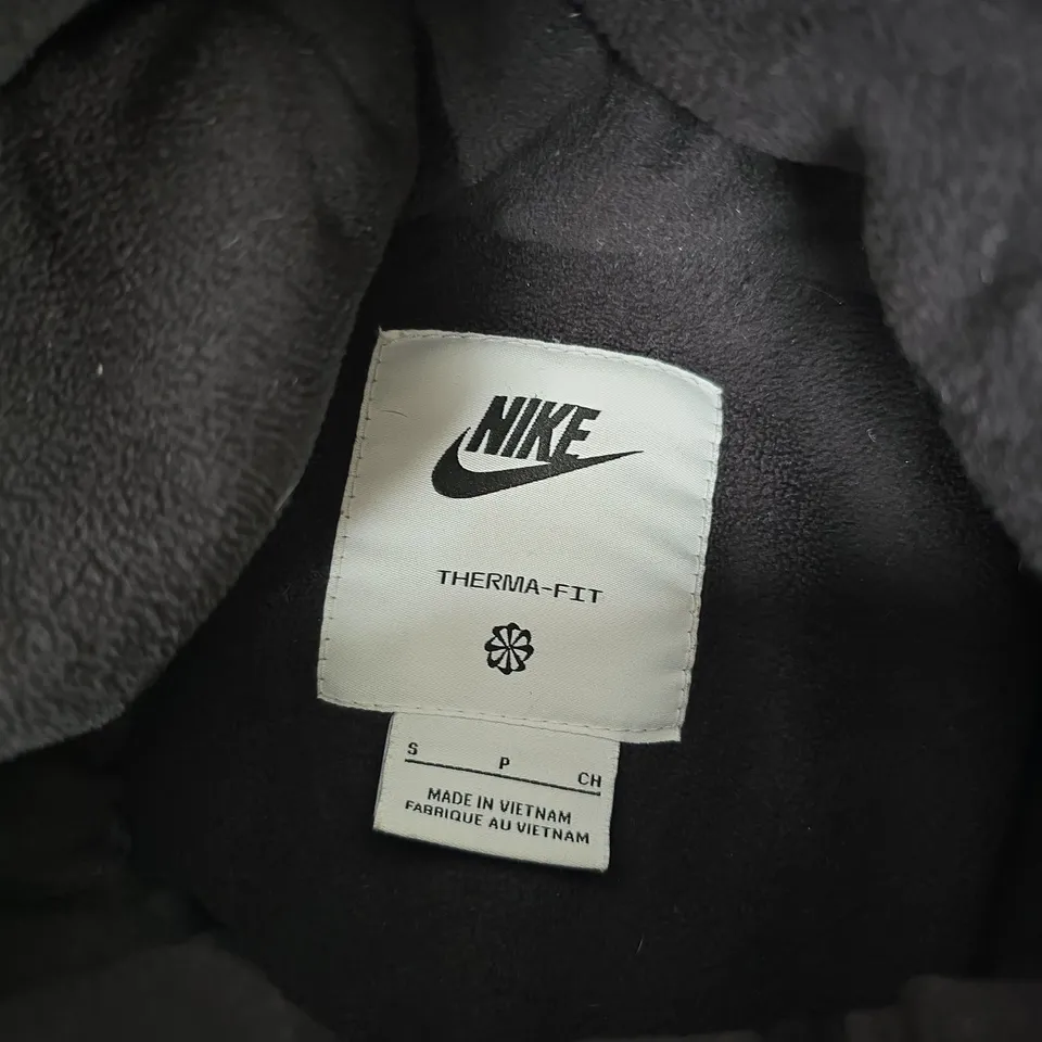 NIKE THERMA-FIT JACKET, BLACK, UK SIZE S