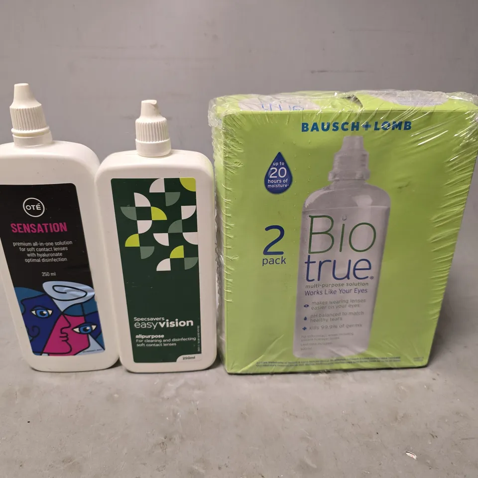APPROXIMATELY 20 ASSORTED VISION CARE ITEMS TO INCLUDE - SPECSAVERS ALL PURPOSE , OTE SENSATION , BAUSCH + LOMB BIO TRUE ETC
