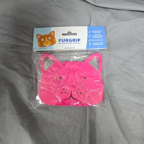 APPROXIMATELY 180 FURGRIP LAUNDRY PET HAIR REMOVERS - CAT