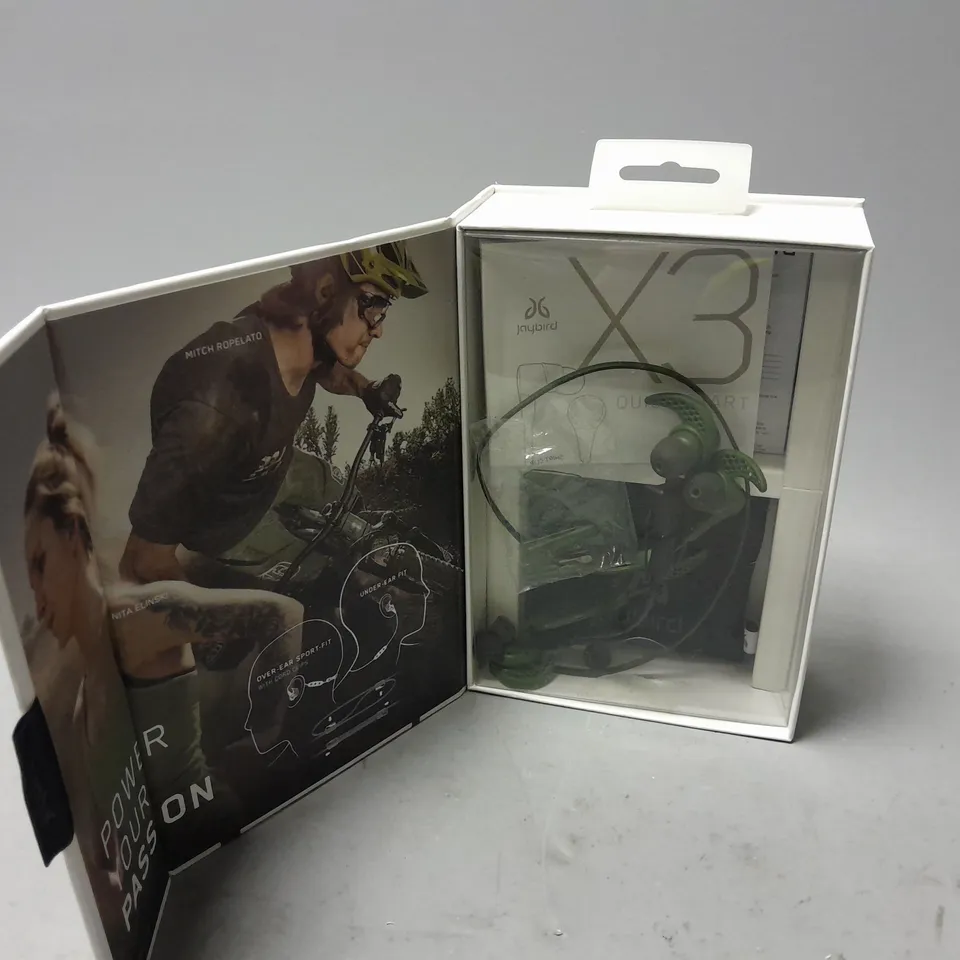 BOXED JAYBIRD EARBUDS IN GREEN