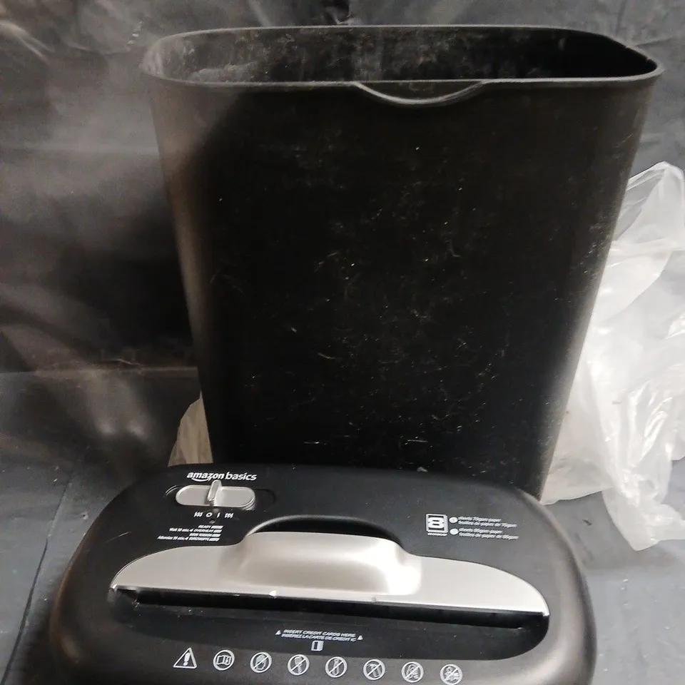 AMAZON BASICS CROSS CUT PAPER SHREDDER 