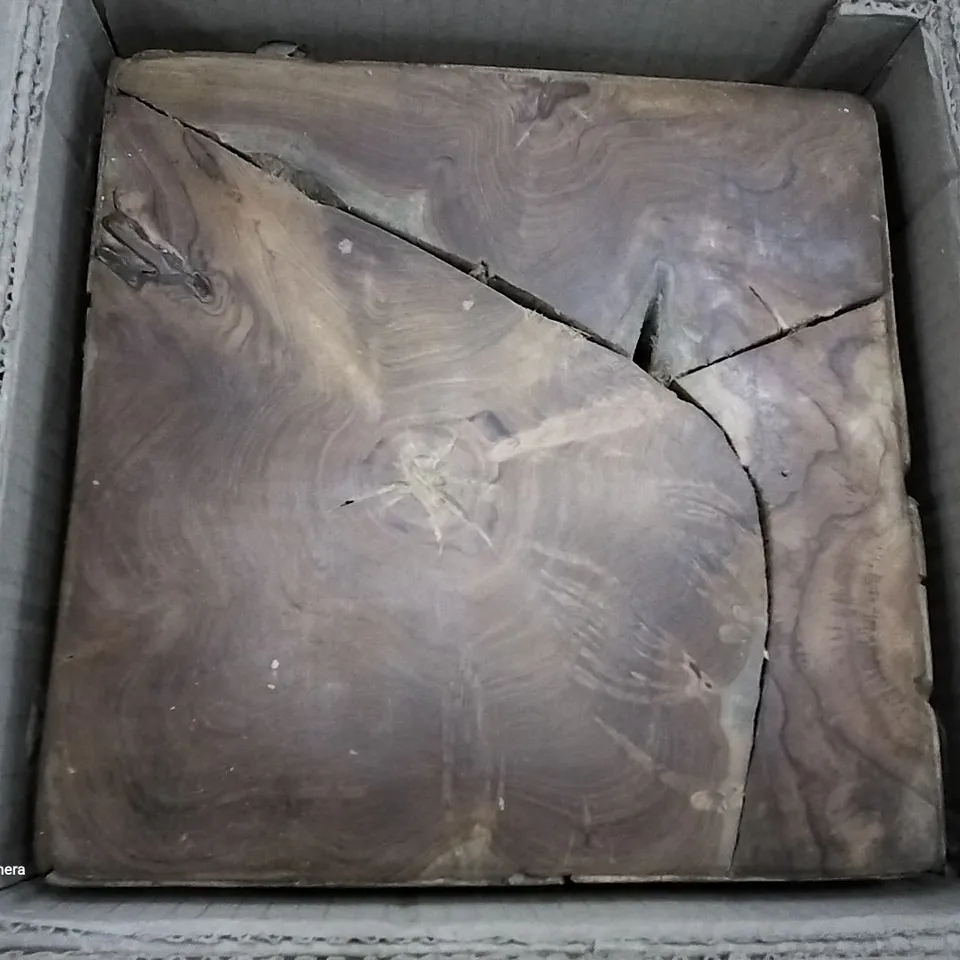 BOXED JESSAMINE CUBE SIDE TABLE