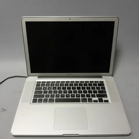 APPLE MACBOOK PRO - A1286 