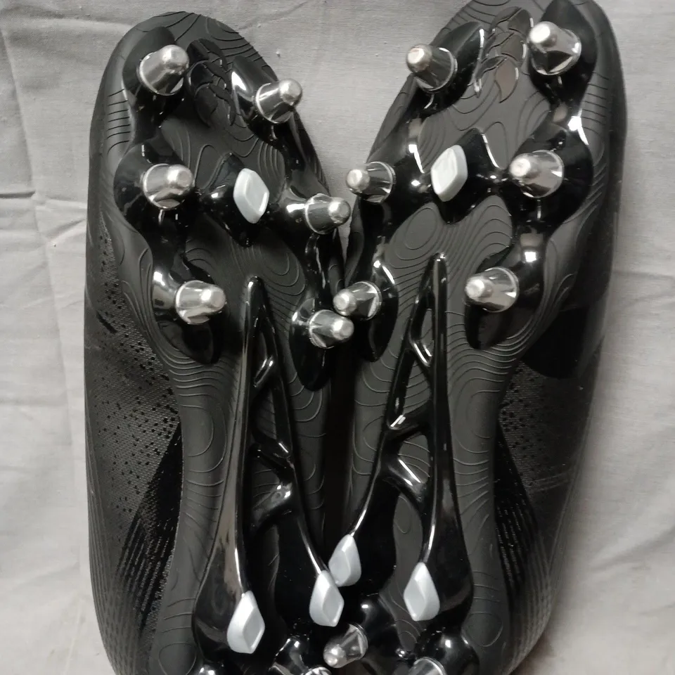 CANTERBURRY STAMPEDE BLACK FOOTBALL BOOTS - UK 12