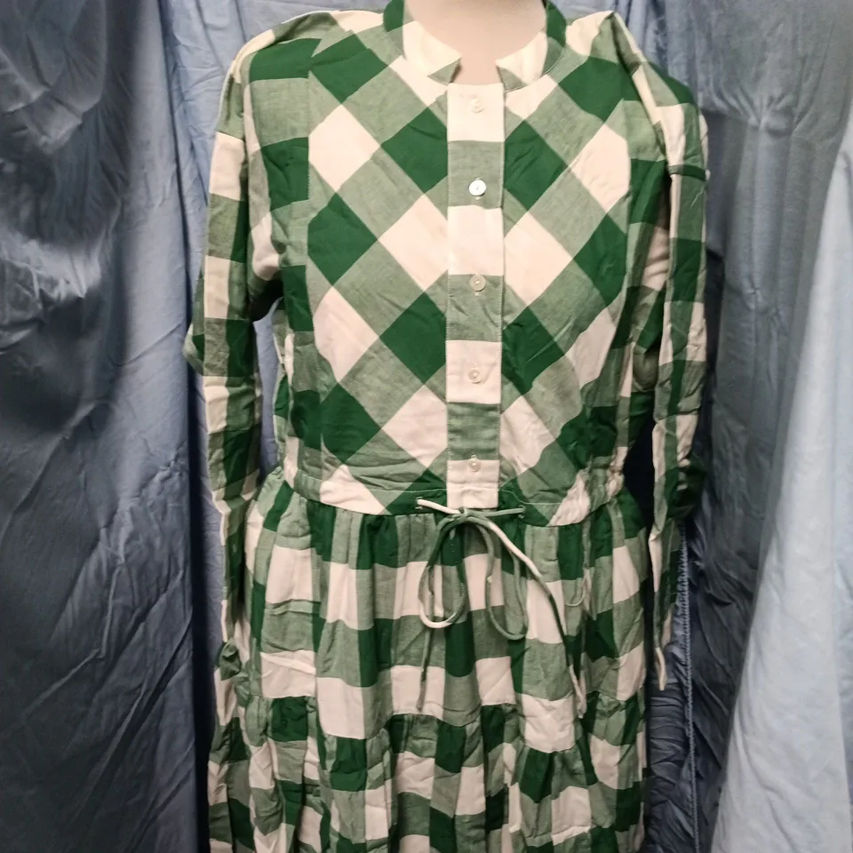 DAYDRESS INCA DRESS IN GREEN CHECK – SIZE S (UK SMALL)