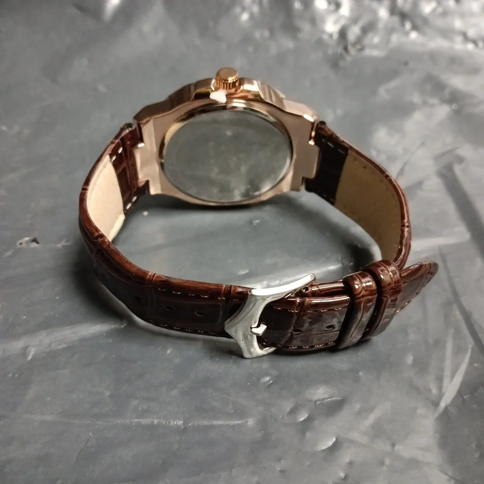 MENS FRANK SCHMIDT WATCH – TEXTURED DIAL WITH DATE – LEATHER STRAP