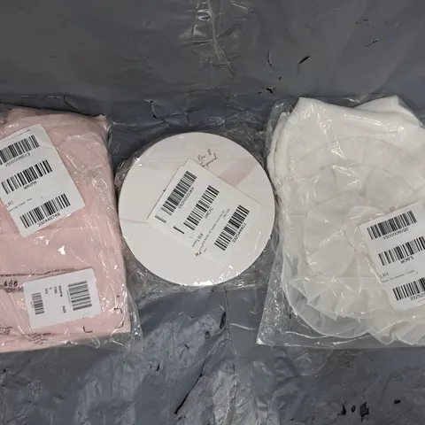 BOX OF APPROXIMATELY 10 ASSORTED HOUSEHOLD AND CLOTHING ITEMS IN VARIOUS STYLES, SIZES, AND COLOURS, ETC - COLLECTION ONLY
