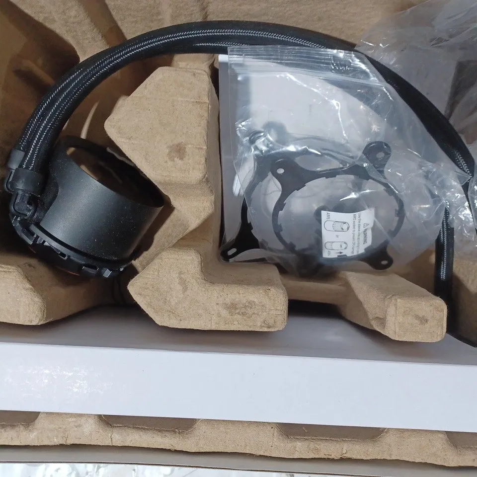 BOXED NZXT KRAKEN 240 LIQUID COOLER