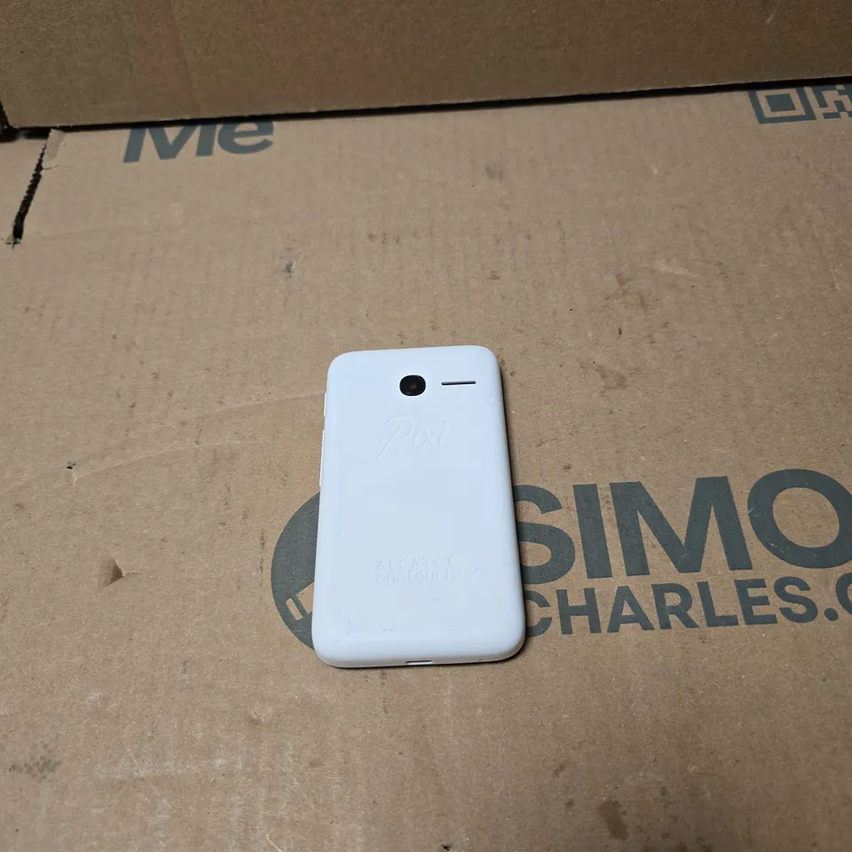 ALCATEL PIXI 3 SMARTPHONE WHITE