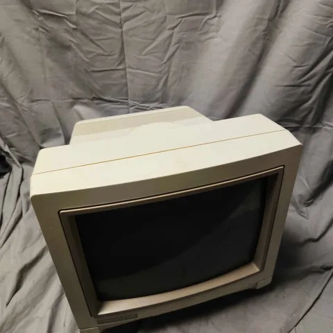 COMMODORE 1084S VIDEO MONITOR (CRT)