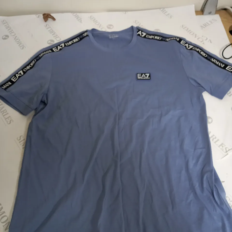 EMPORIO ARMANI NAVY BLUE LOGO T-SHIRT- LARGE