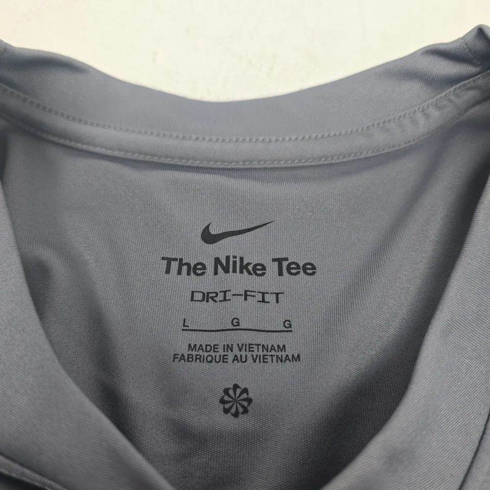 NIKE DRI-FIT TEE – THE NIKE TEE, GREY, UK LARGE (L) – MADE IN VIETNAM