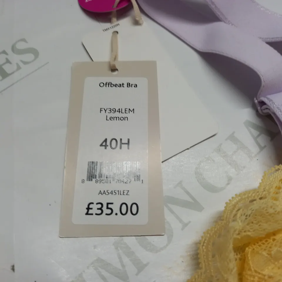 BRAVISSIMO OFFBEAT BRA IN YELLOW - 40H