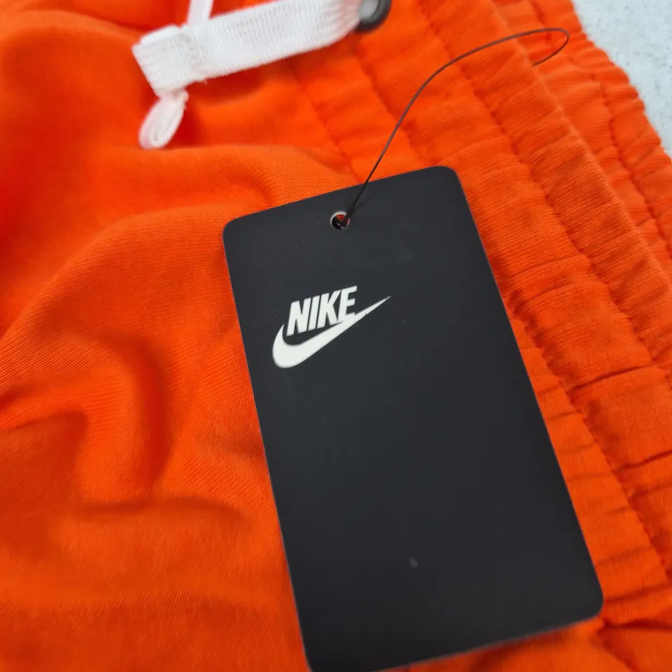 NIKE SHORTS – ORANGE, 3XL