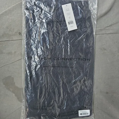 BAGGED FRENCH CONNECTION LUXE WIDE LEG DRAPED TROUSERS IN NAVY SIZE MEDIUM