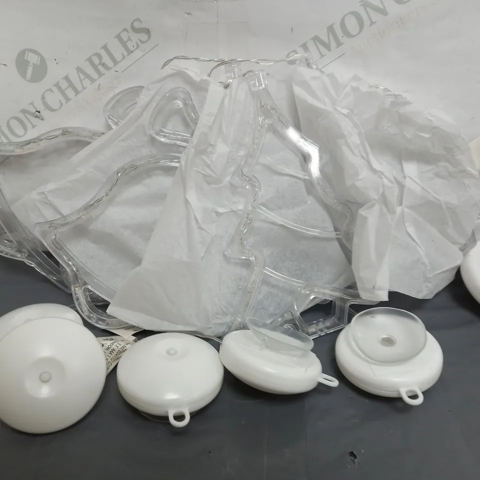 BOX OF 6 HOME REFLECTION WINDOW LIGHT DOTS - BELLS & TREES