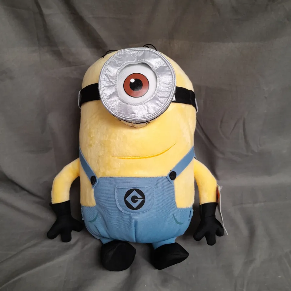 DESPICABLE ME MINION PLUSHY 
