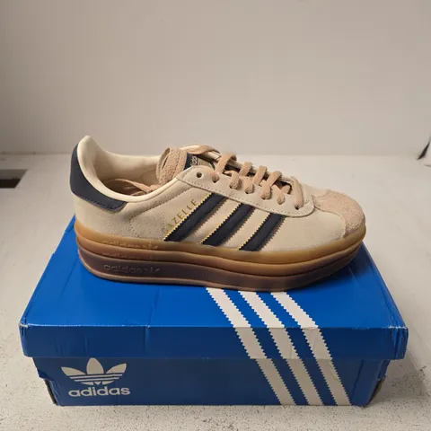 ADIDAS GAZELLE BOLD W - WOMEN'S TRAINERS - 3.5
