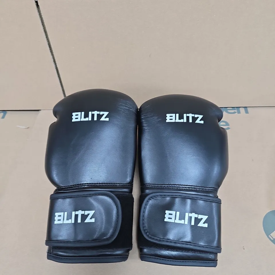 BLITZ BOXING GLOVES – BLACK (PAIR)