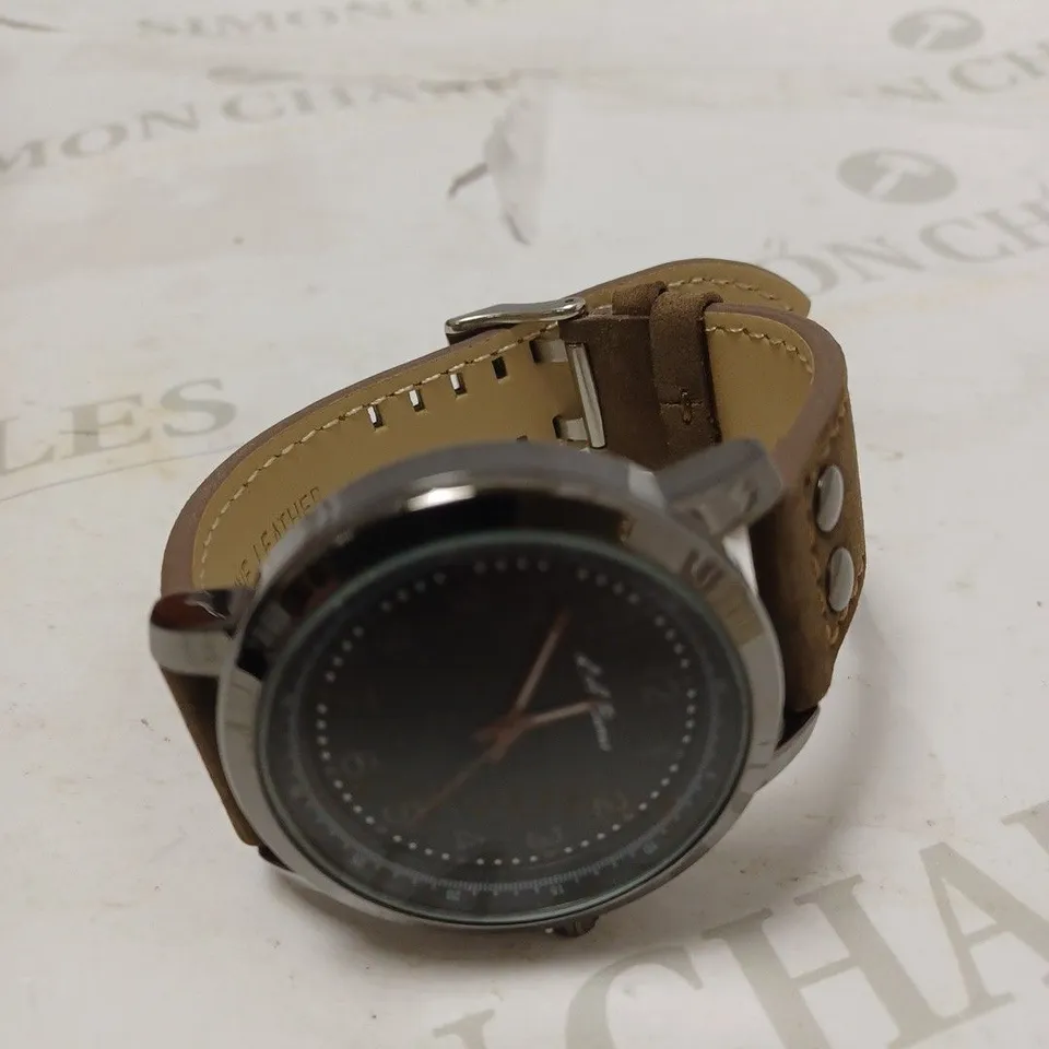 L.A BANUS FIELD WATCH QUARTZ MOVEMENT 3ATM WATER RESISTANT