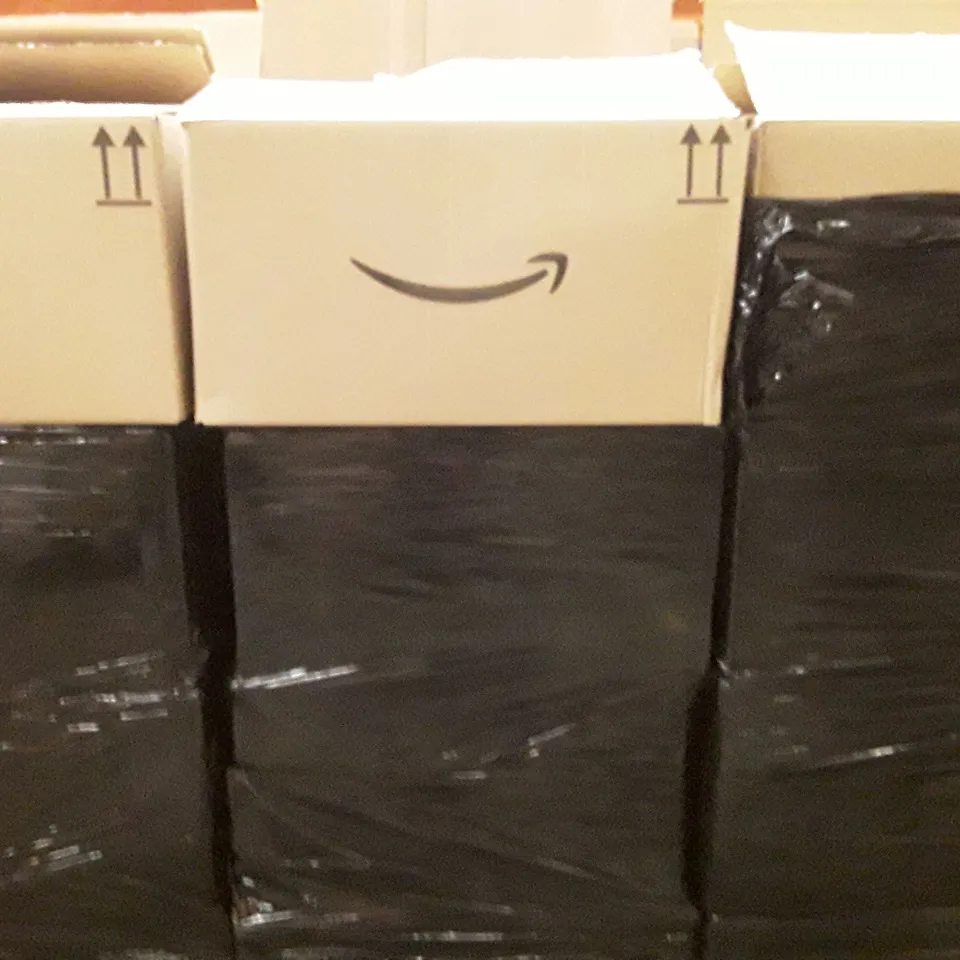 PALLET TO CONTAIN AN ASSORTMENT OF HOUSEHOLD ITEMS TO INCLUDE WATER BOTTLES, KIDS TOYS NOTE BOOKS AND KITCHEN SLIDERS ECT