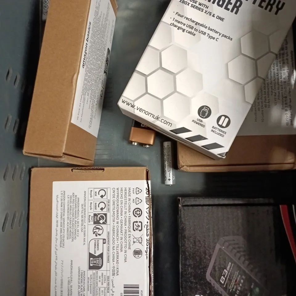 APPROXIMATELY 10 ASSORTED BATTERY MULTI-PACK PRODUCTS & CHARGERS 