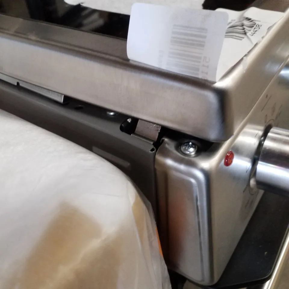 HISENSE HDE3211BXUK CERAMIC FREESTANDING ELECTRIC COOKER	