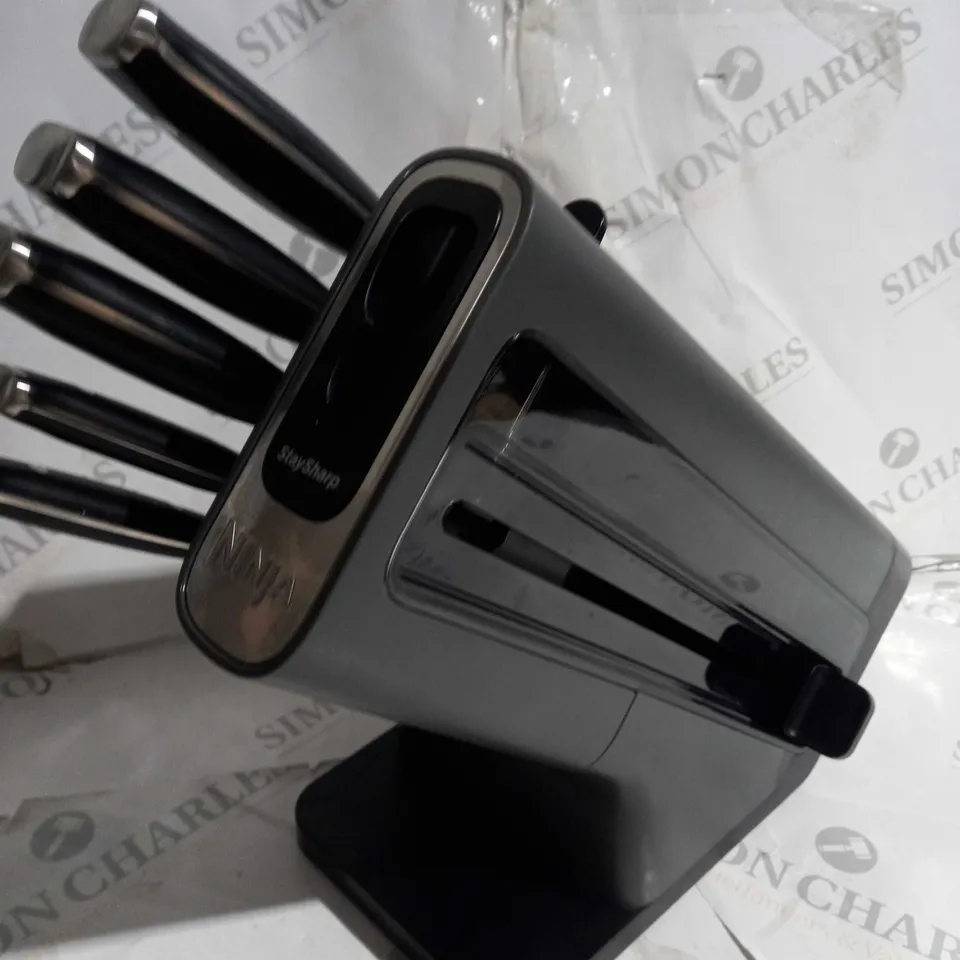 NINJA FOODI STAYSHARP 5 PIECE KNIFE BLOCK WITH INTEGRATED SHARPENER K32005UK
