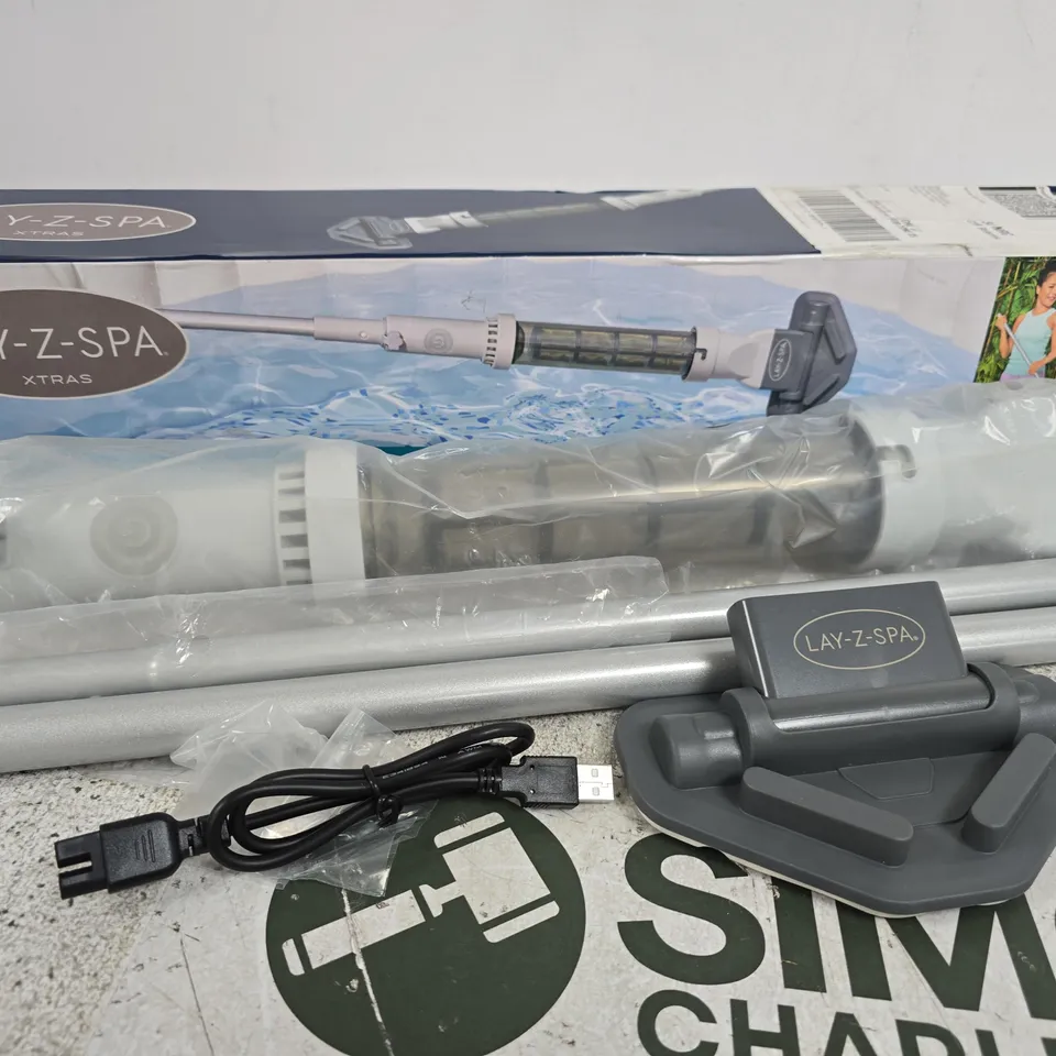 BOXED BESTWAY POOL & SPA VACUUM CLEANER 
