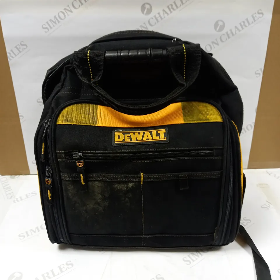 DEWALT DGL523 LIGHTED TOOL BACKPACK BAG