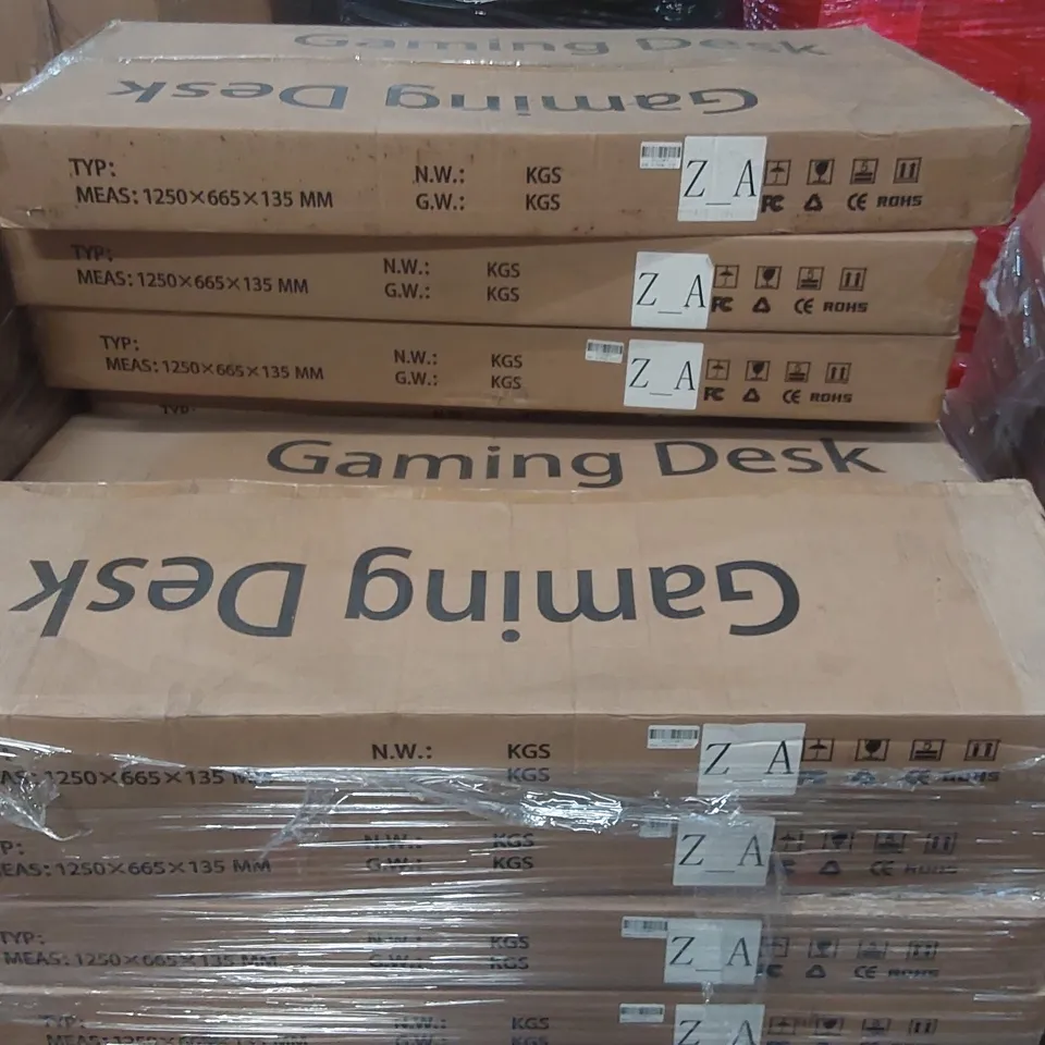 PALLET CONTAINING A VERY LARGE QUANTITY OF GAMING DESKS