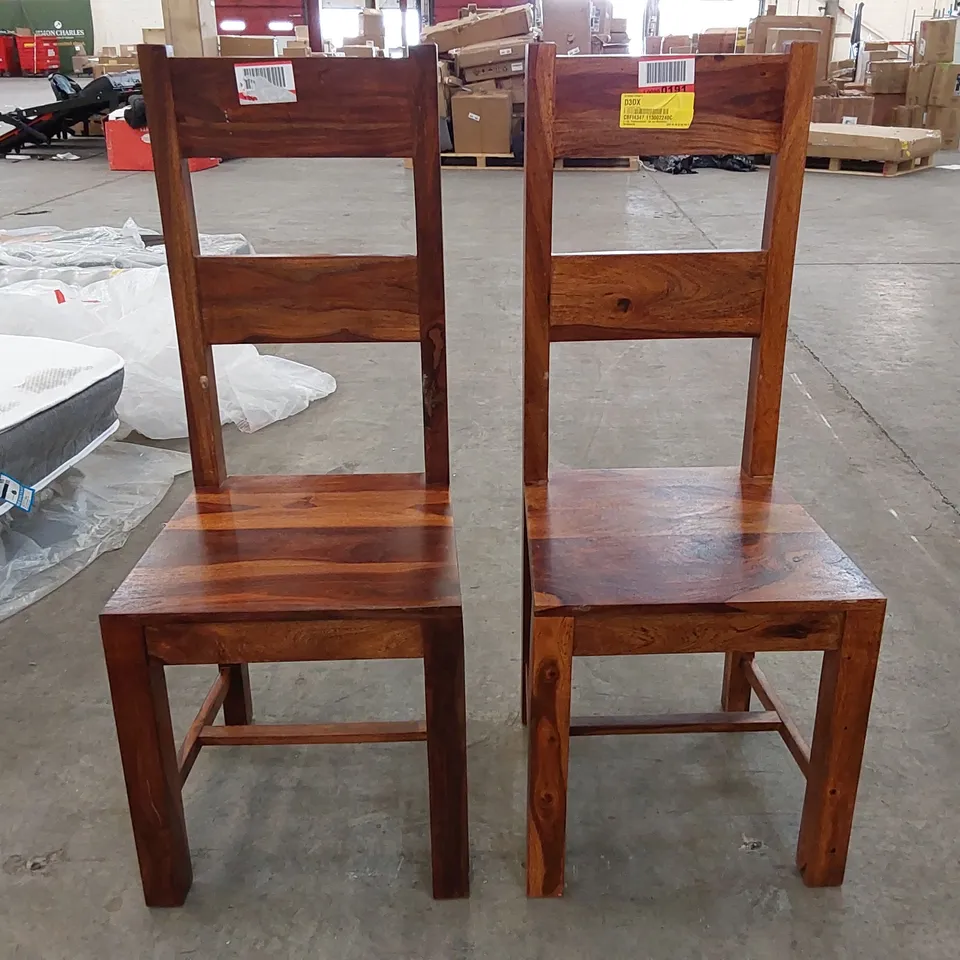 SET OF 2 DESIGNER RUSTIC DINING CHAIRS (2 ITEMS)