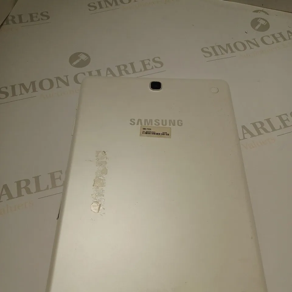 SAMSUNG GALAXY TAB A POWERED BY ANDROID SM-T550