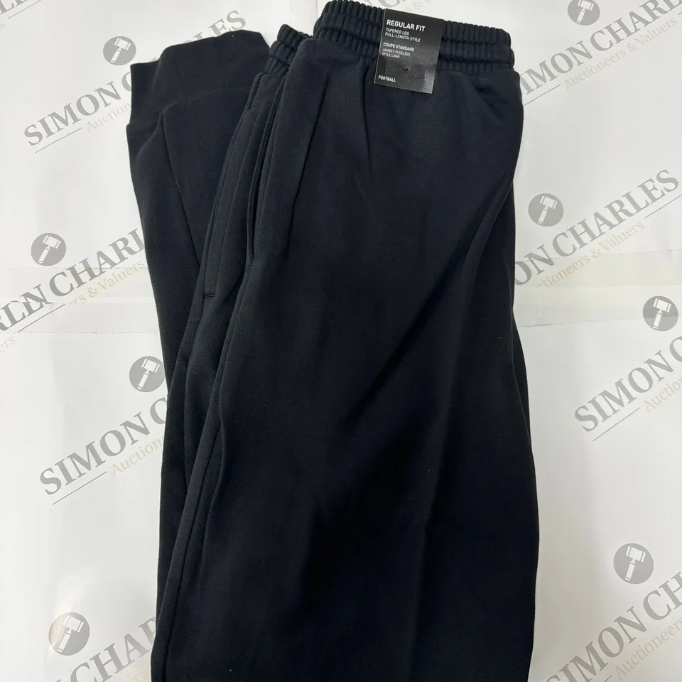 ADIDAS REGULAR FIT FOOTBALL PANTS IN BLACK SIZE 11-12