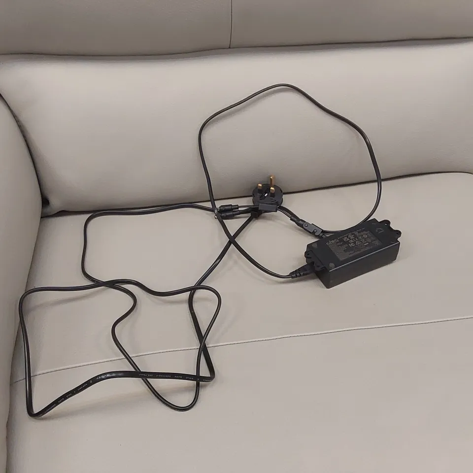 QUALITY DESIGNER ITALIAN MADE GRADO 3 SEATER LEATHER UPHOLSTERED ELECTRIC RECLINER SOFA 