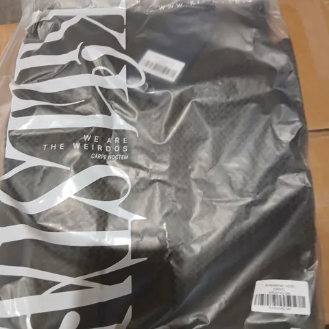 APPROXIMATELY 25 BRAND NEW KILLSTAR SEAMARROW DRESS GREEN