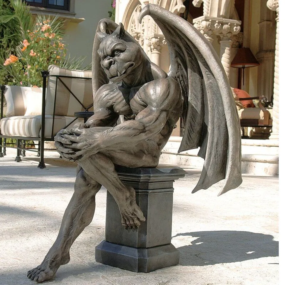 BOXED SOCRATES THE GARGOYLE THINKER STATUE
