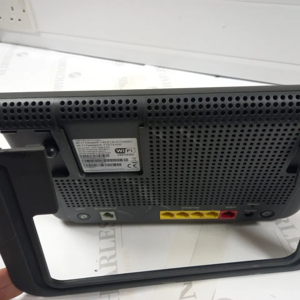 TALK TALK WIFI HUB