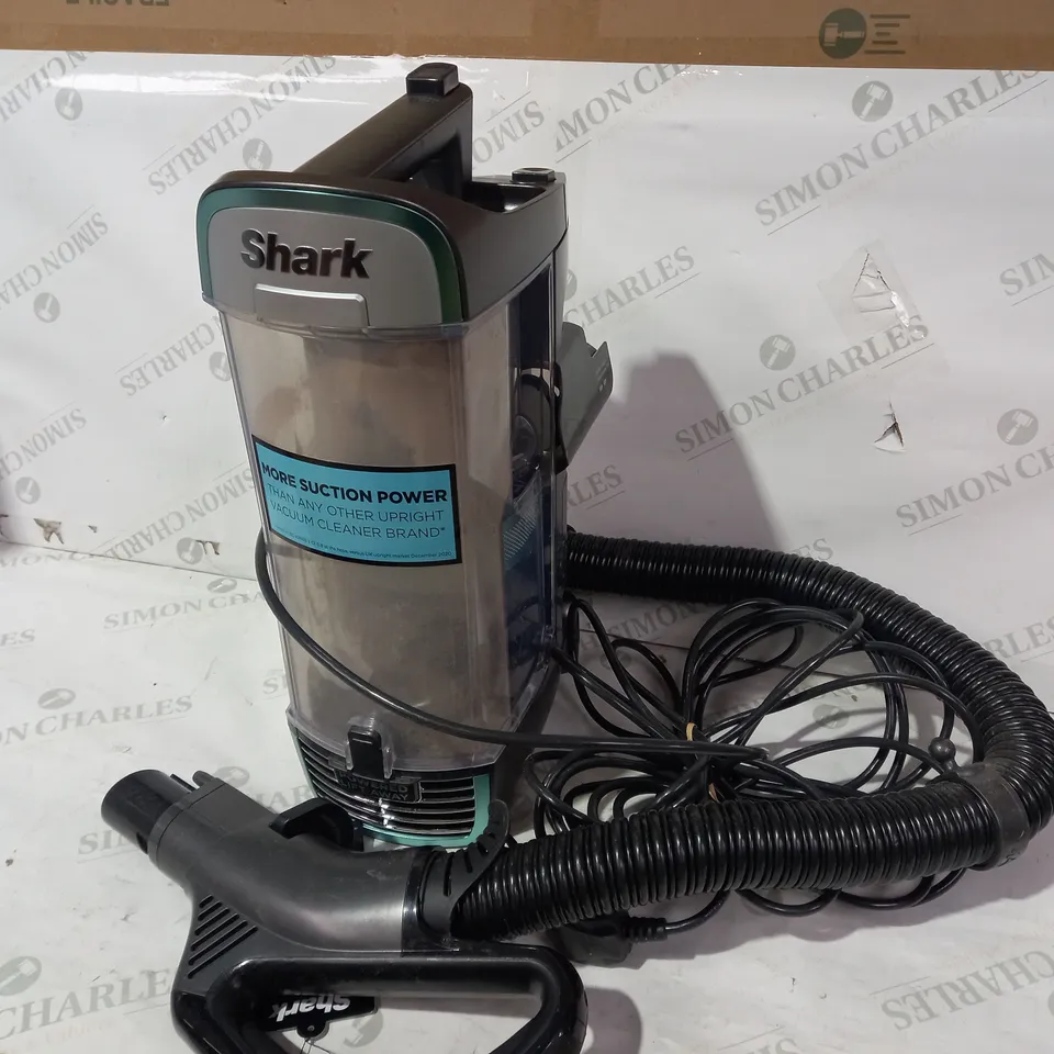 SHARK UPRIGHT VACUUM W/ DUO CLEAN TRUE PET & POWERED LIFTAWAY