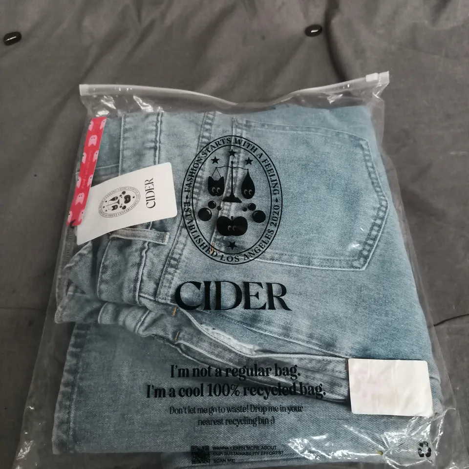 CIDER DENIM JEANS - SIZE UNSPECIFIED