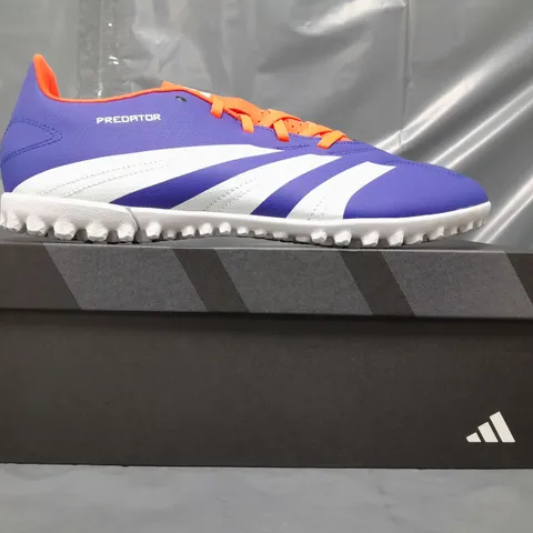 BOXED PAIR OF ADIDAS PREDATOR CLUB TF SHOES IN BLUE/WHITE/RED UK SIZE 10.5