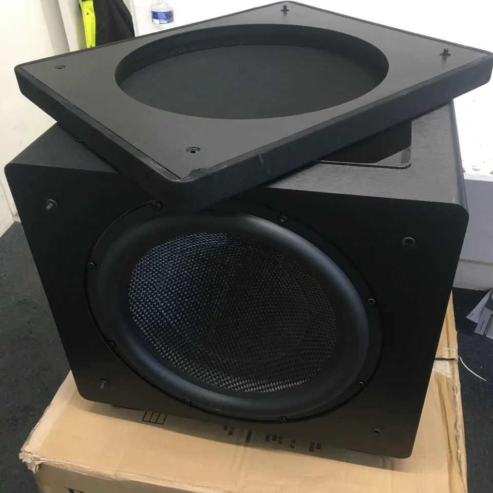 BOXED REL HT1508 PREDATOR BLACK SUBWOOFER 