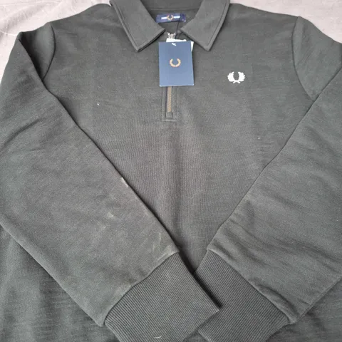 FRED PERRY ZIP NECK COLLAR SWEATSHIRT – NIGHT GREEN – UK SIZE L 