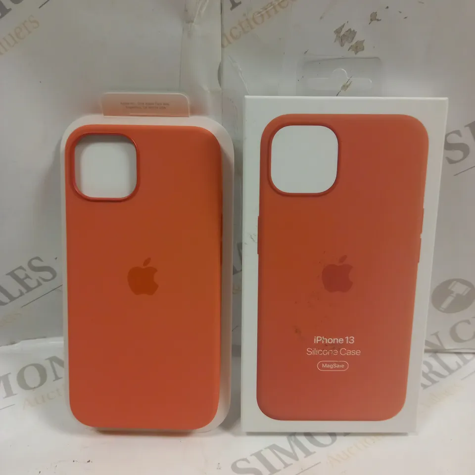 BOXED APPLE IPHONE 13 MAGSAFE SILICONE CASE 