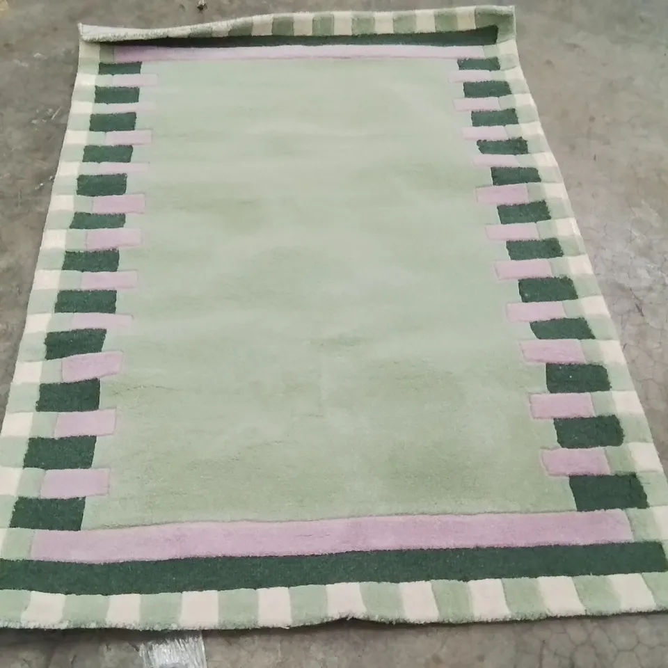 QUALITY DESIGNER AREA RUG - APPROXIMATELY 170X120CM